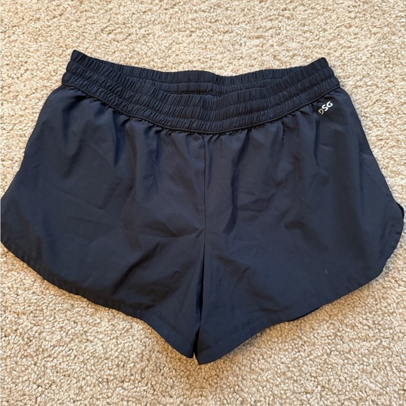 DSG Black Athletic Shorts Lightweight Moisture-Wicking - Picture 1 of 4